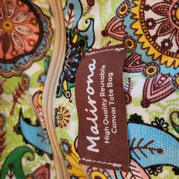 Malurona Multicolor Floral Travel  Bag - Picture 2 of 6